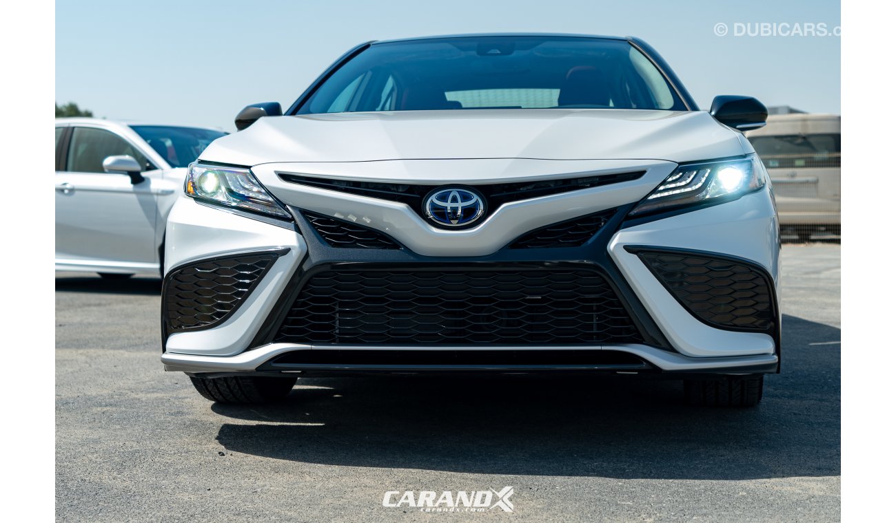 Toyota Camry XSE Hybrid Black Roof / Red Interior