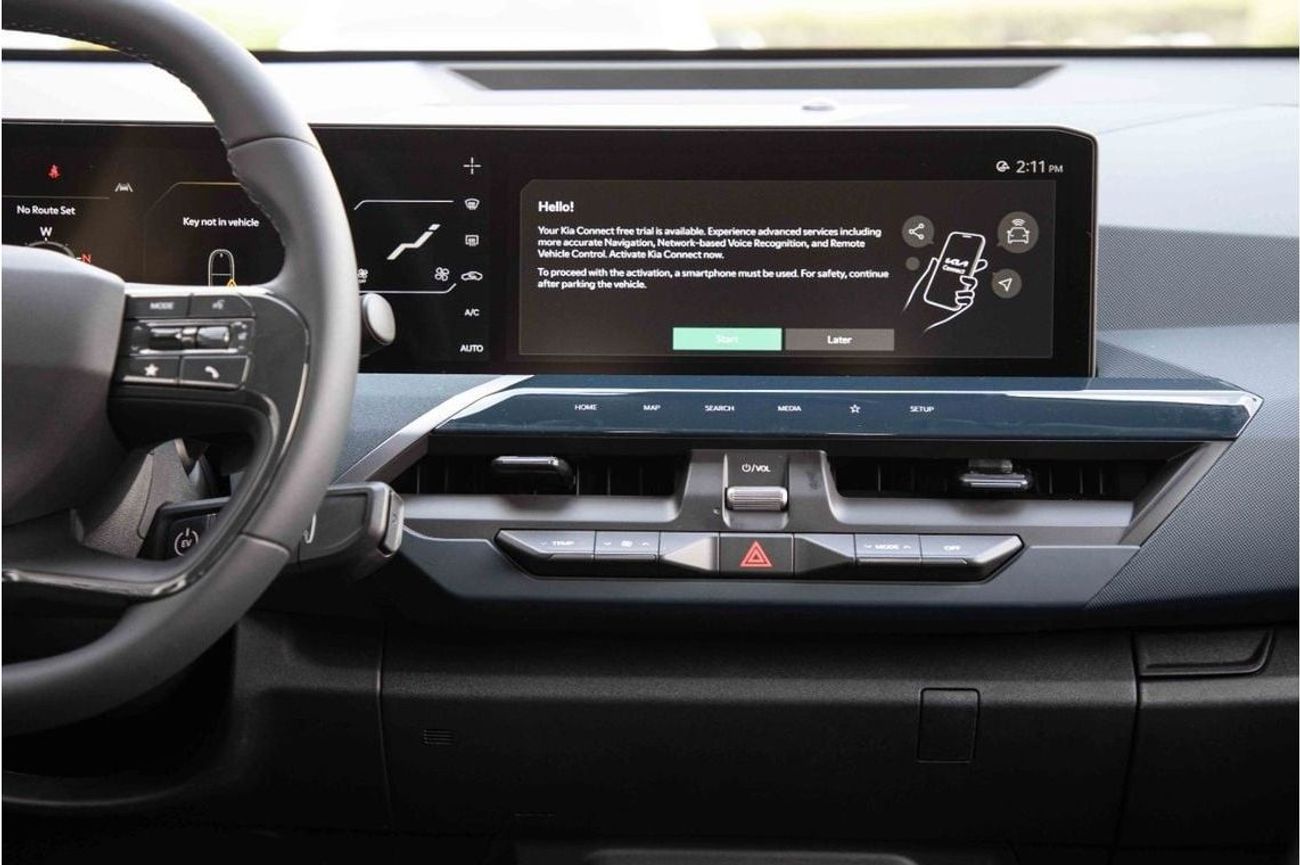 كيا EV5 كيا EV5 لاند R530 موديل 2024 - أبيض من الداخل أسود وأزرق