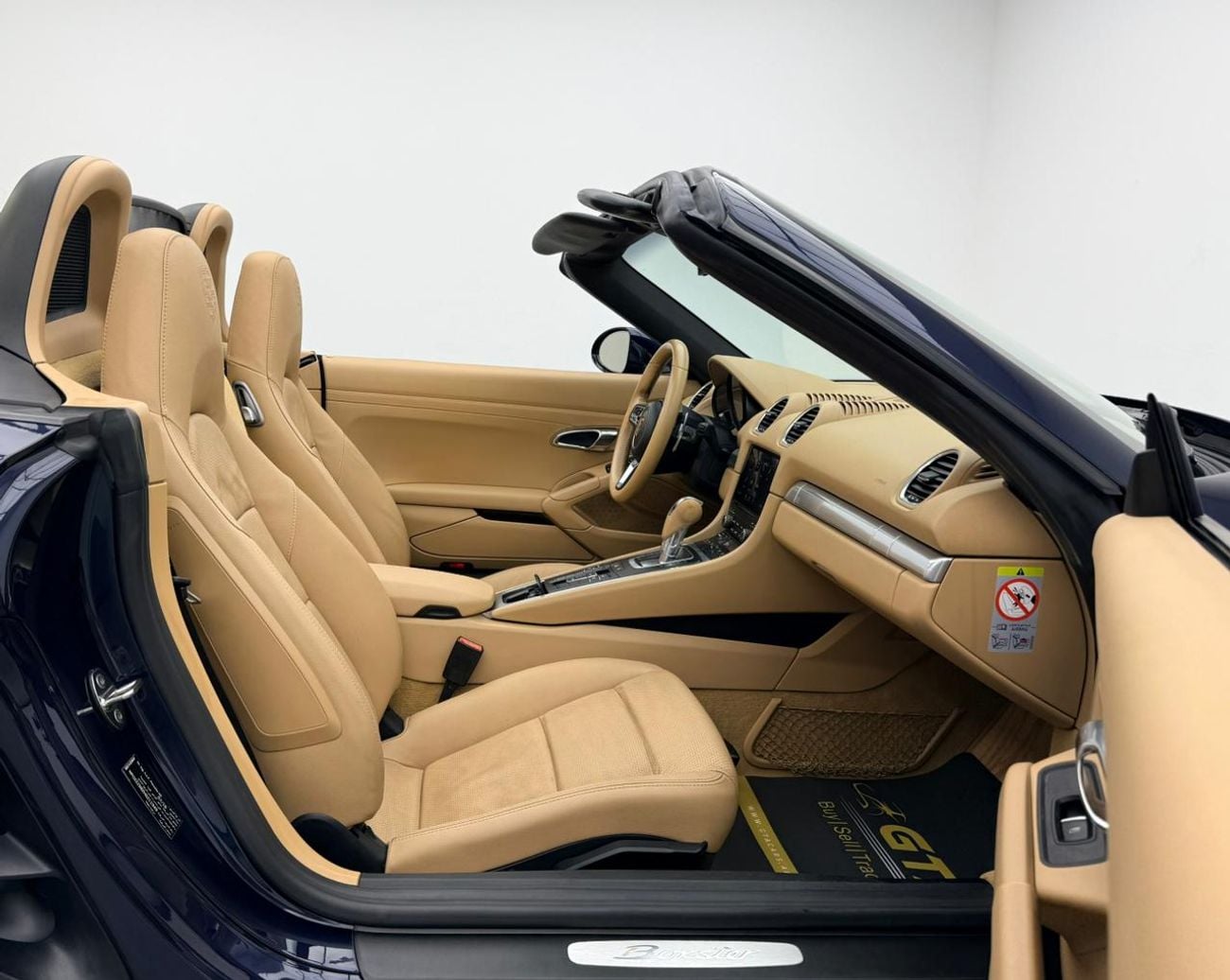 Porsche 718 Boxster STD 2017 Porsche 718 Boxster, 2026 Porsche Warranty, Full Porsche Service History, Fully Loaded, GCC