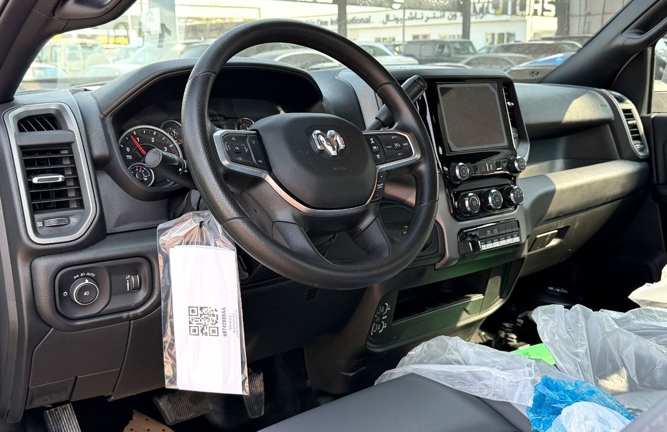 رام 5500 2026 Tradesman 4x4 Reg Cab Heavy Duty