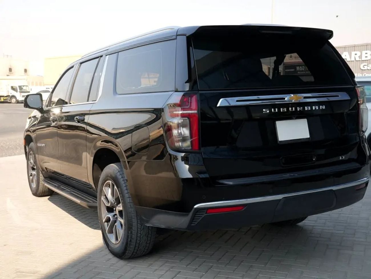Chevrolet Suburban LT GCC Specs