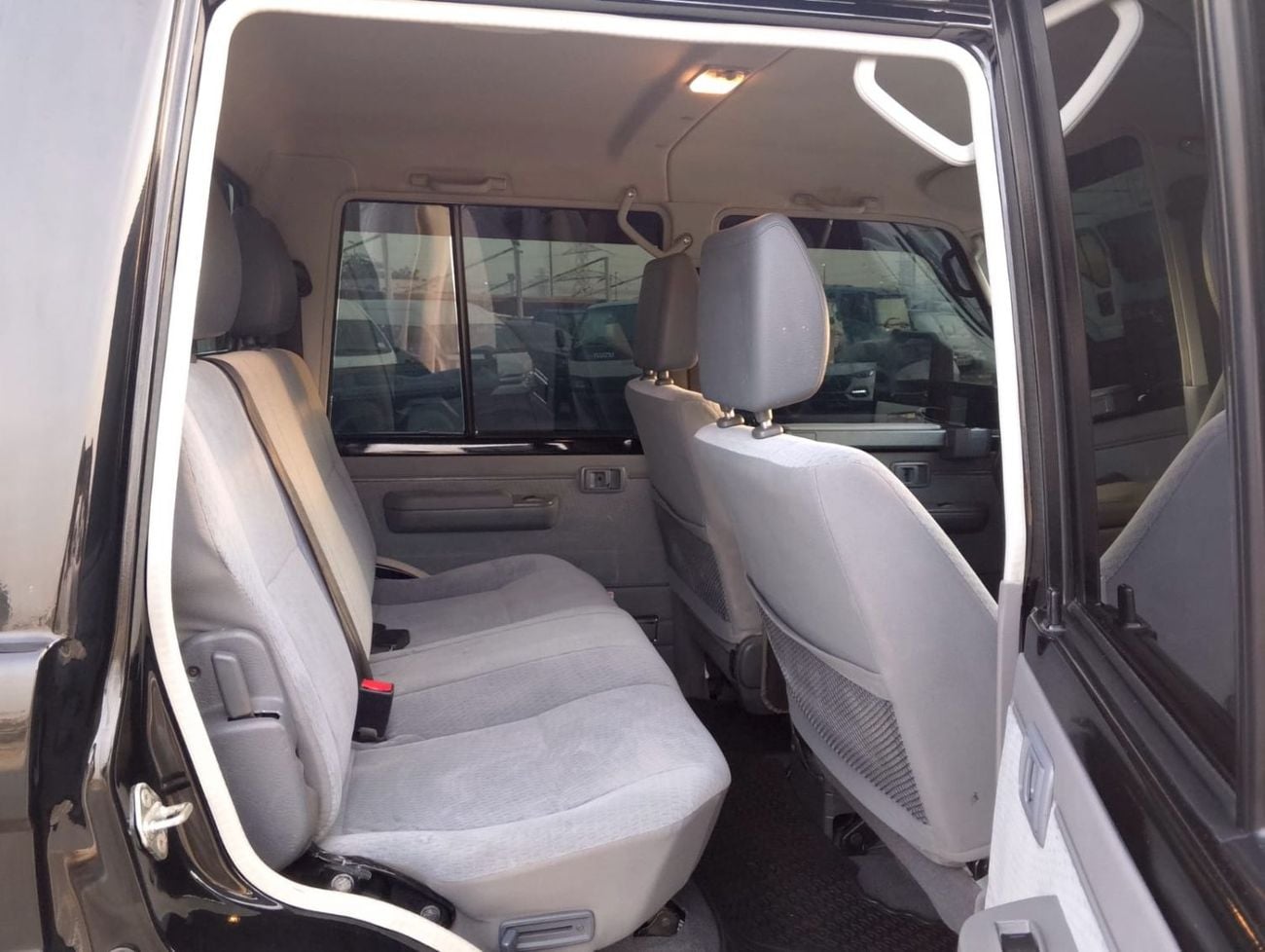 Toyota Land Cruiser Pick Up