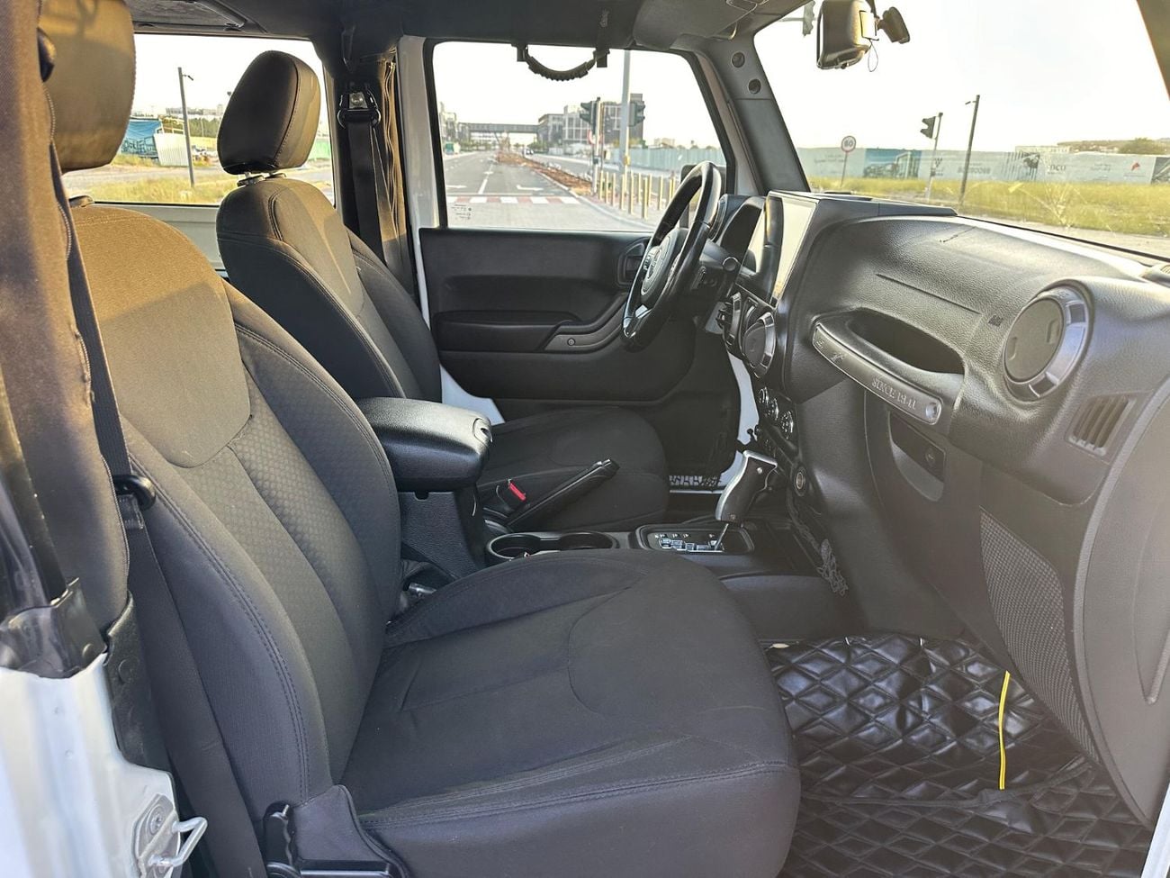 جيب رانجلر Sport Falcon 3.6L A/T (2 Door)