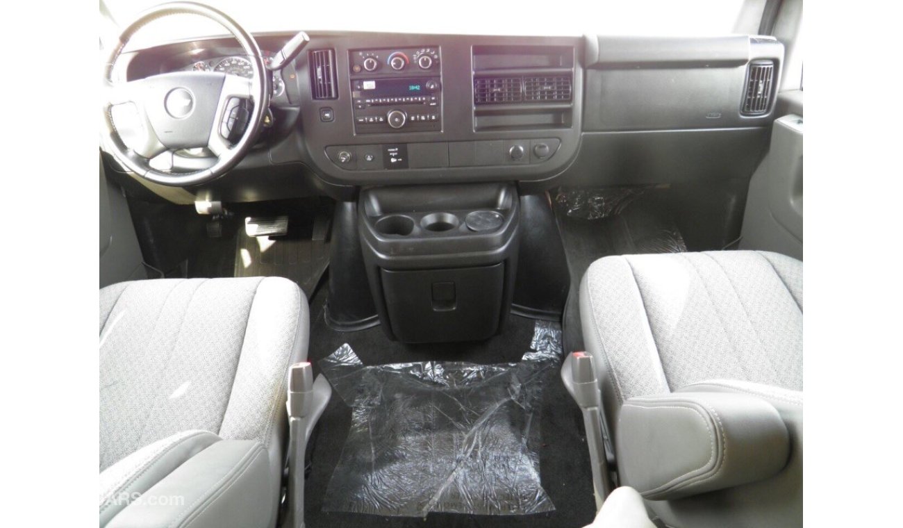 Chevrolet Express 2014 15 seat