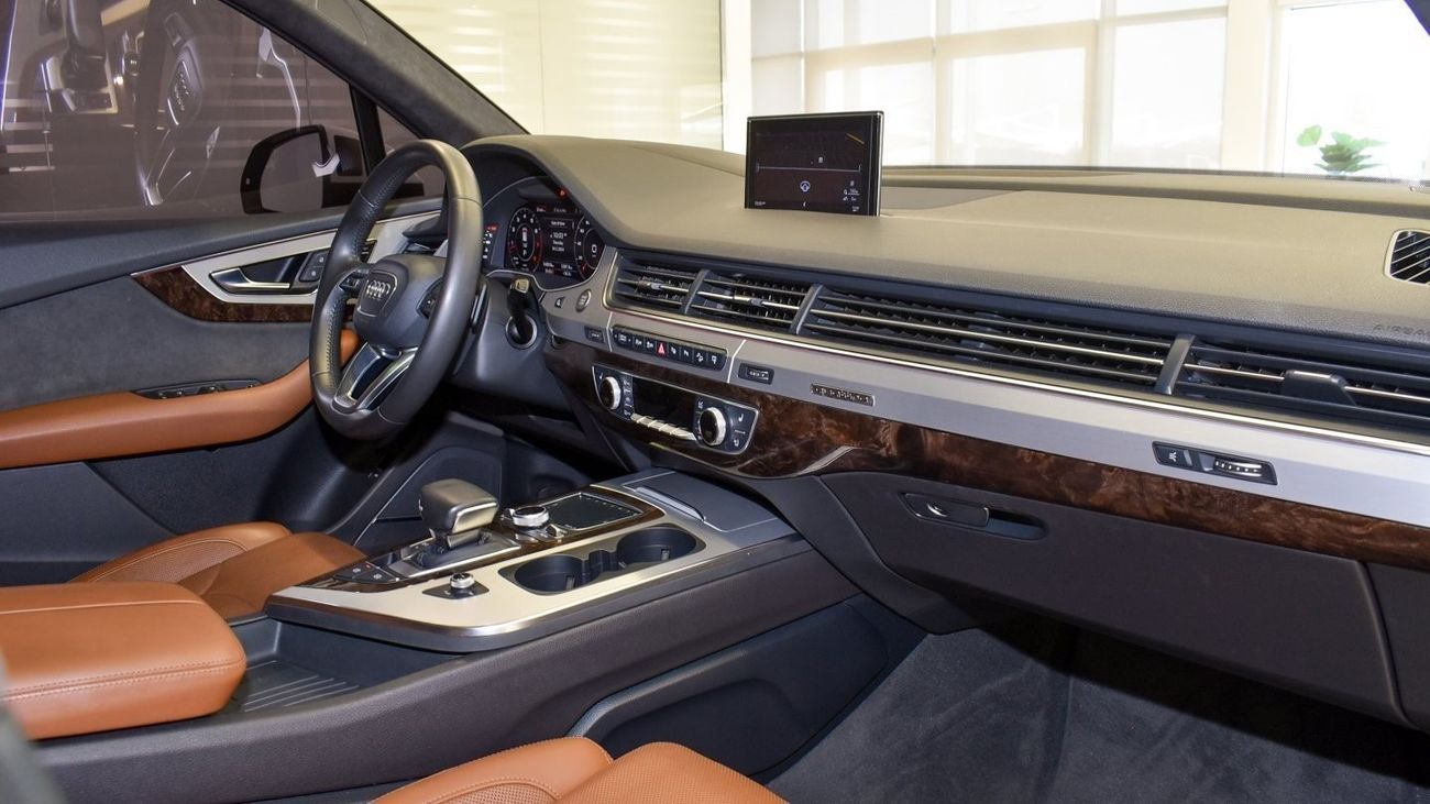 Audi Q7 45 TFSI Quattro  SLine