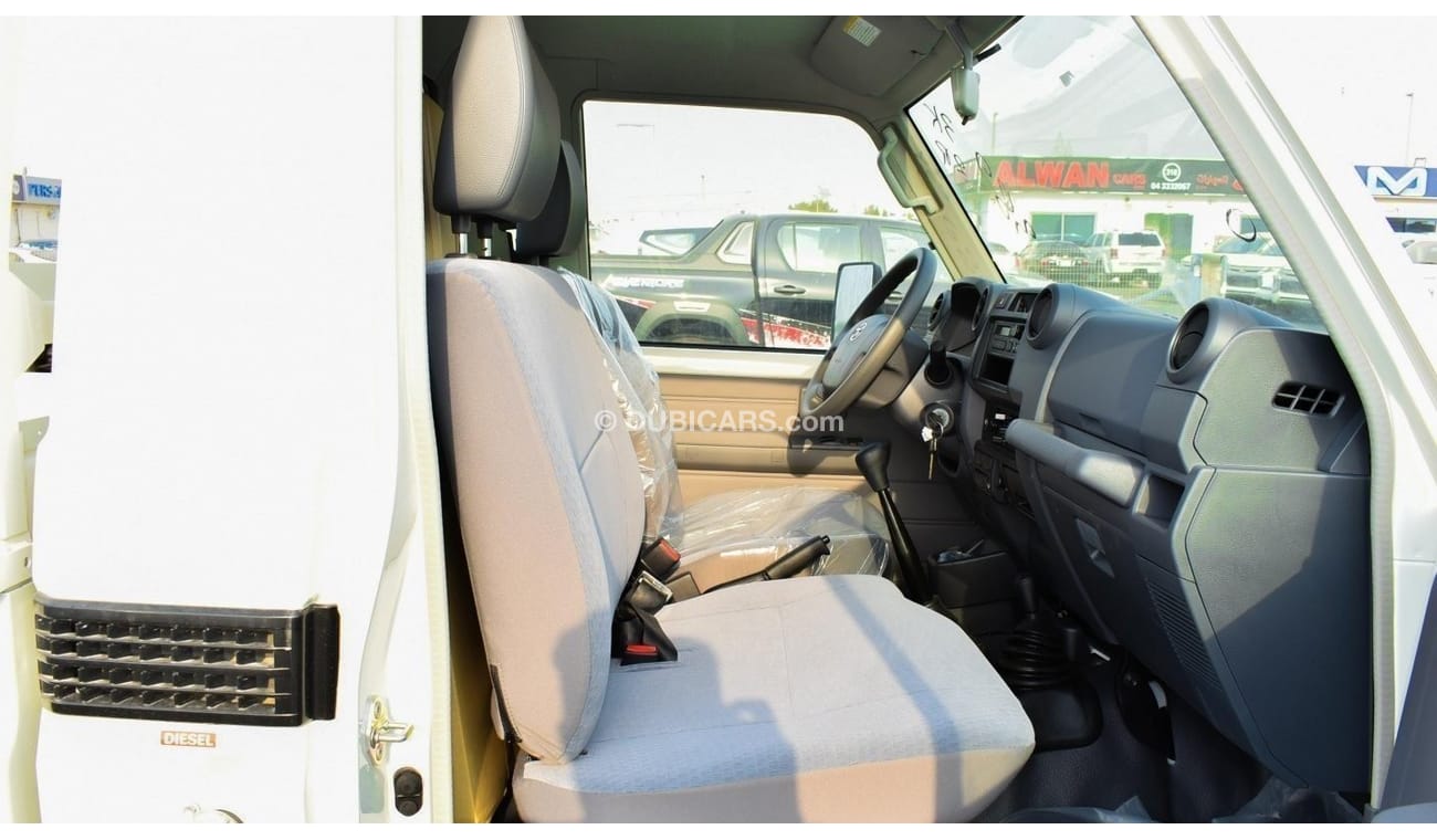 Toyota Land Cruiser Pick Up SC 4.2L Diesel V6 Single Cabin