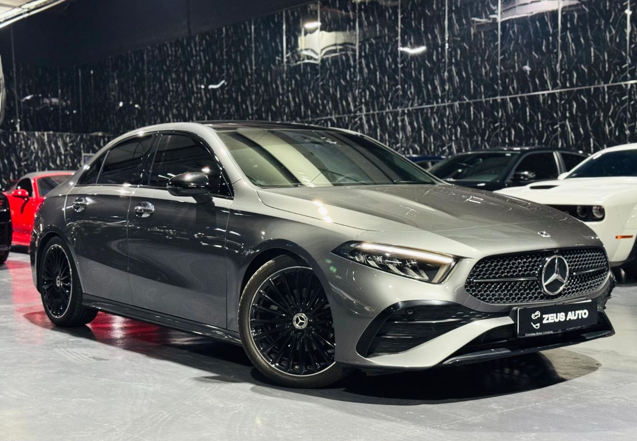 مرسيدس بنز A 200 AMG 2025 Mercedes Benz A200 AMG, Mercedes Warranty, Very Low Kms, Excellent Condition, GCC