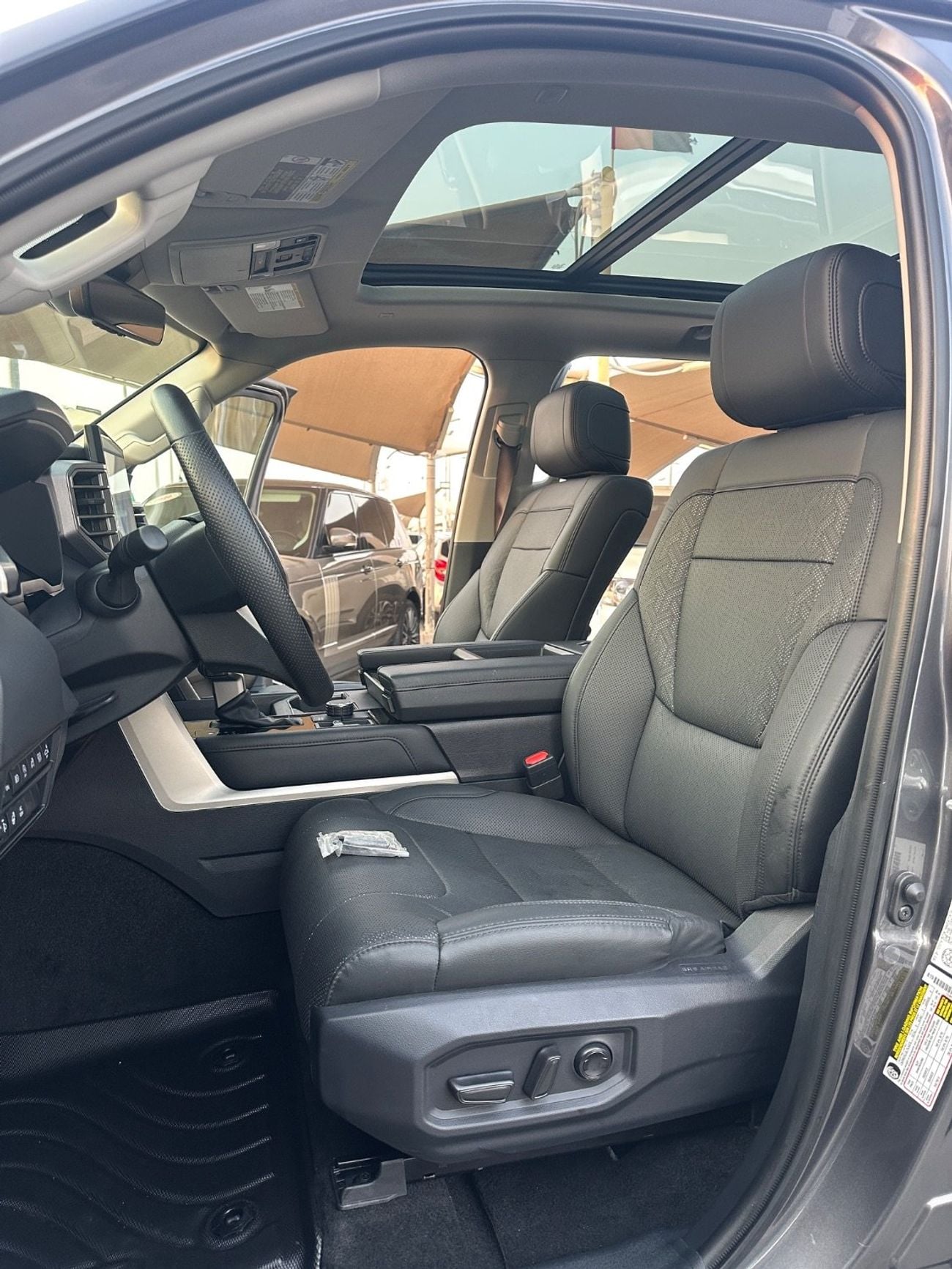 Toyota Tundra SR (NON GCC)