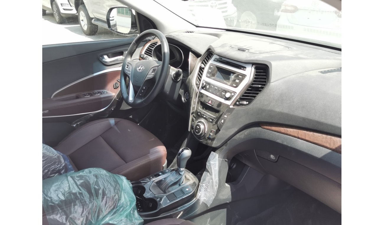 Hyundai Santa Fe GRAND 3.3L ENGINE 6 CYLINDER 2019 MODEL FULL OPTION EXPORT ONLY VERY GOOD PRICE FOR EXPORT ONLY ....