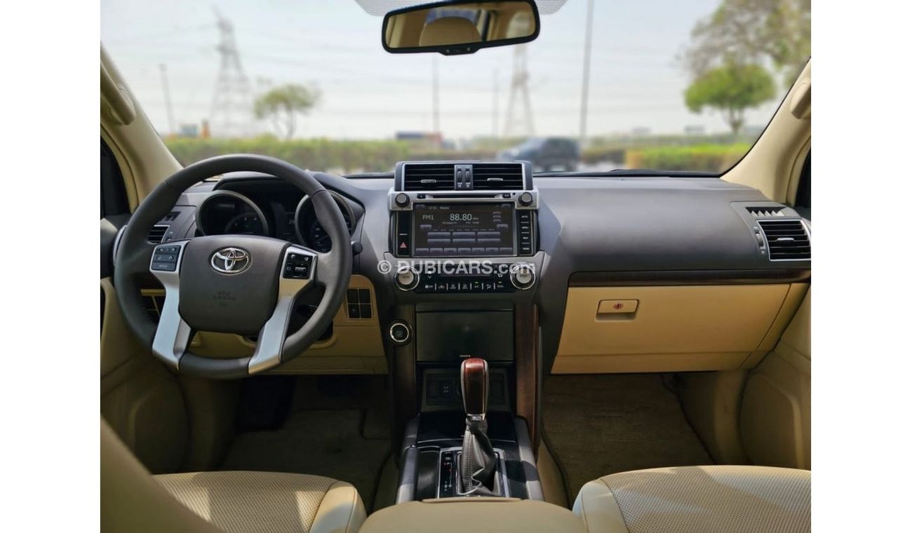 Toyota Prado TOYOTA PRADO VXR 4.0 2017 GCC SINGLE OWNER IN MINT CONDITION