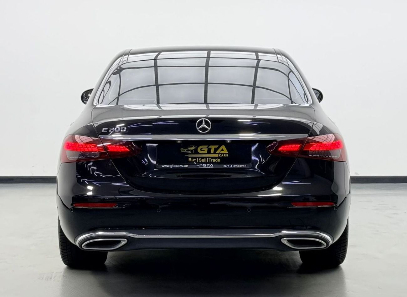 Mercedes-Benz E200 Premium 2.0L 2021 Mercedes-Benz E200, Mercedes Warranty+ Full Service History, GCC