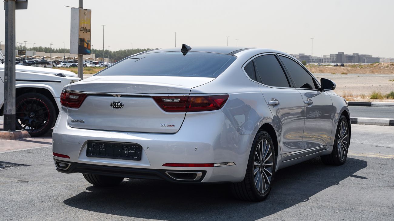 Kia Cadenza