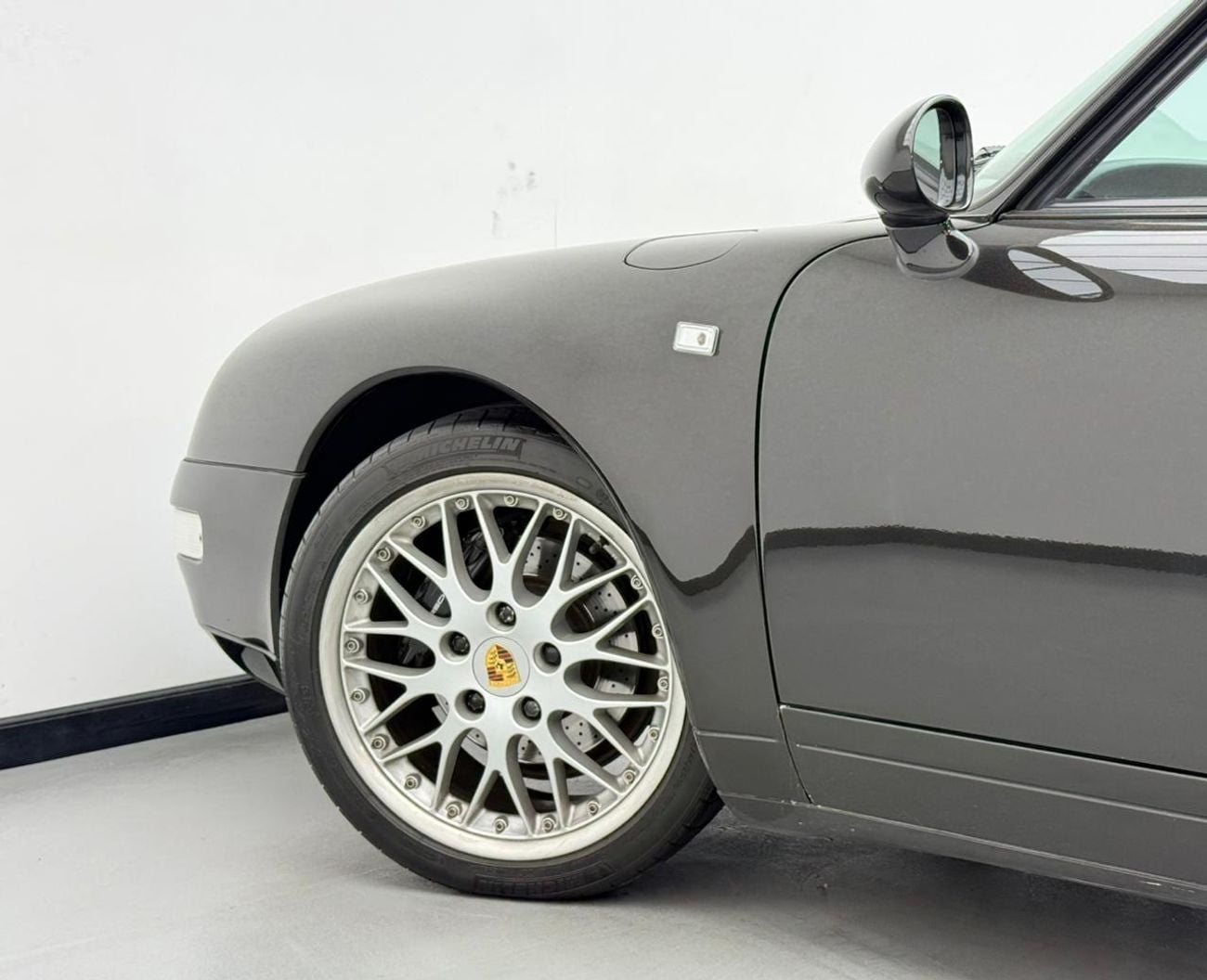 بورش 911 1996 Porsche 911 Carrera 2, Collectors Car, Excellent condition, Japanese