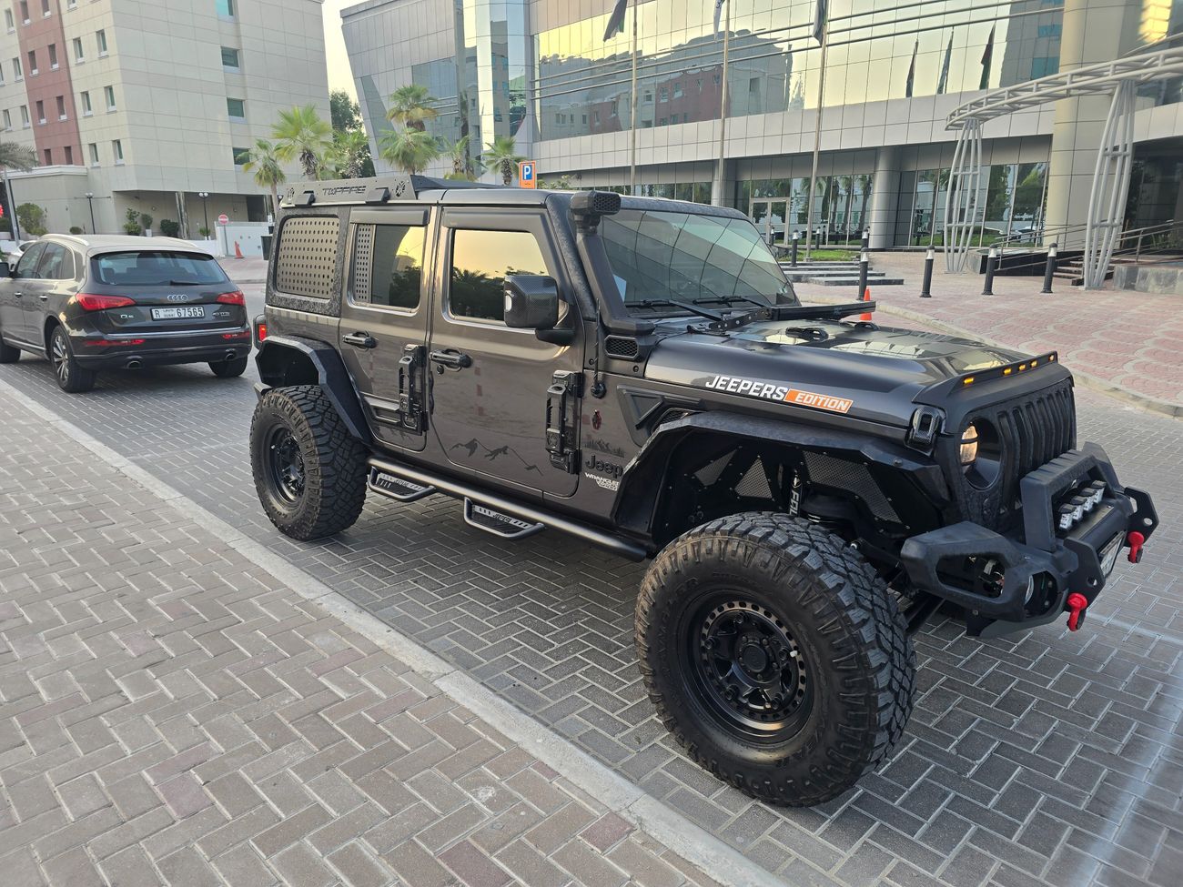 Jeep Wrangler Unlimited Sport 3.6L A/T