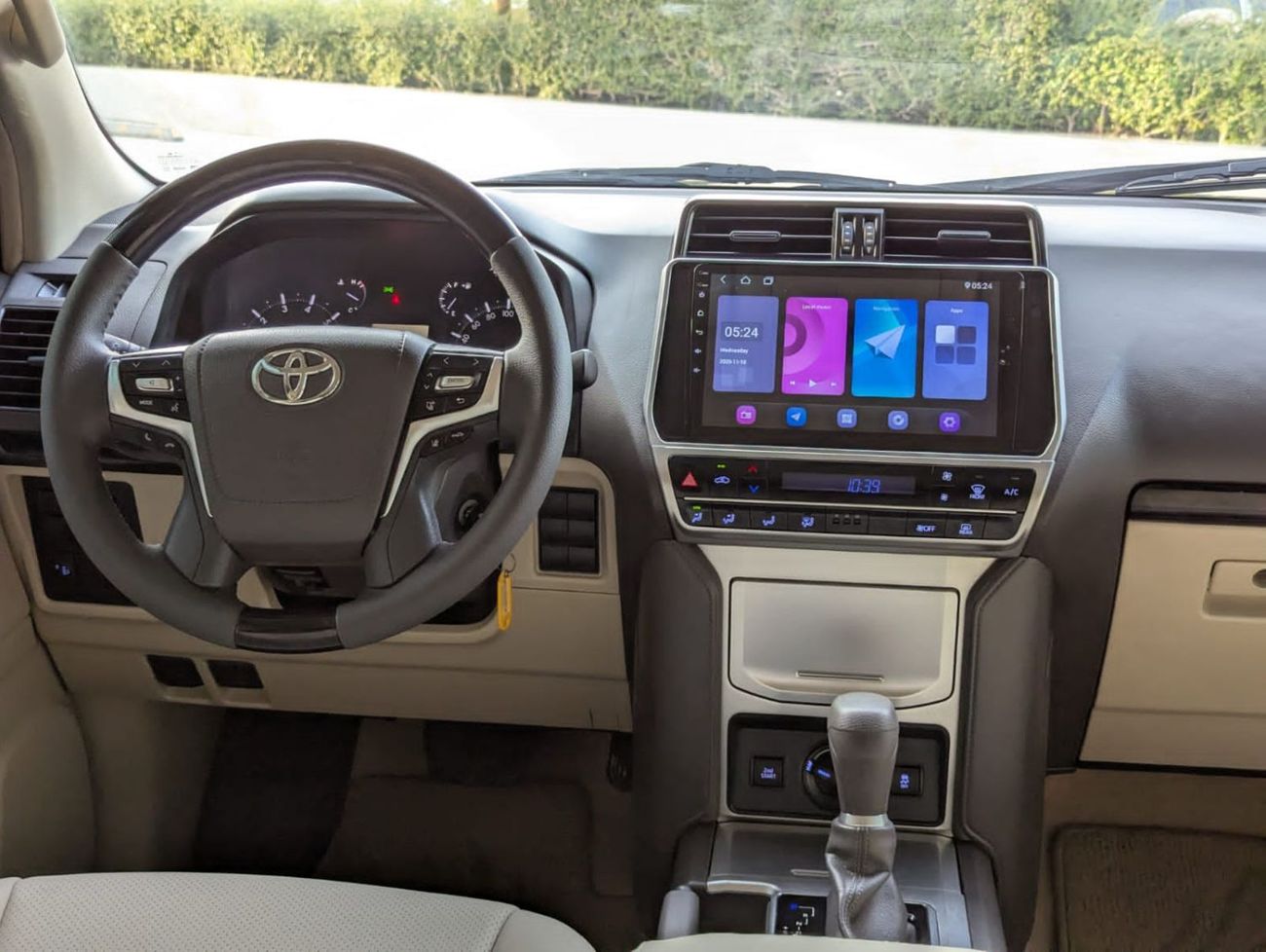 Toyota Prado Toyota Prado LHD Petro engine LHD black  with begie interior