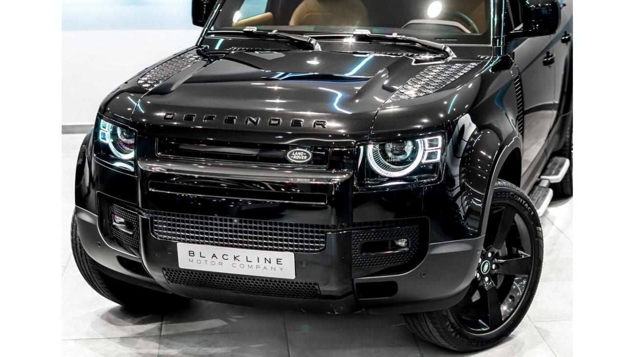 Land Rover Defender 2023 Landrover Defender 130 HSE P400, 2028 Al Tayer Warranty + Service Contract Valid, Low KMs, GCC