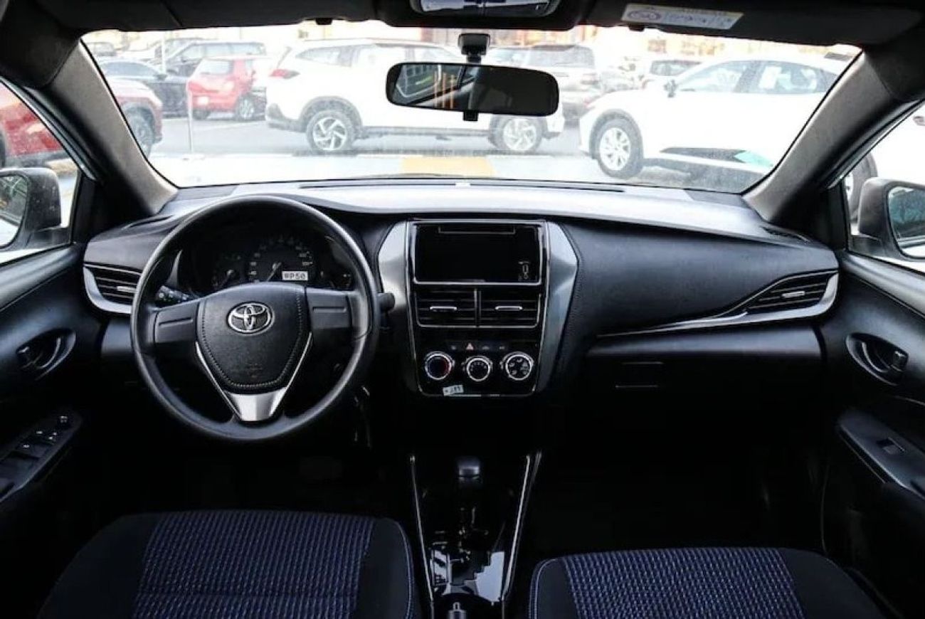 Toyota Yaris TOYOTA YARIS 1.3L