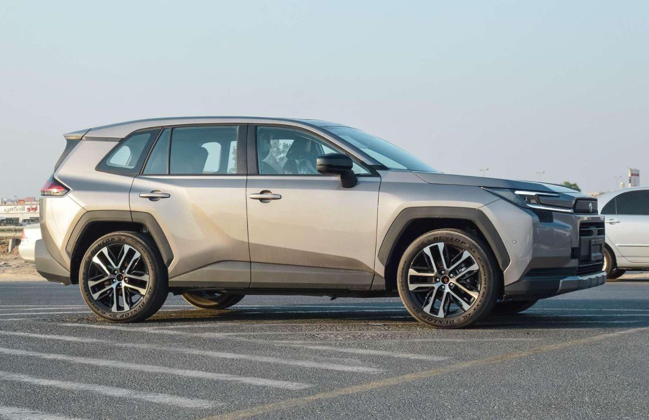 تويوتا راف ٤ VXR HEV 2.5L AWD SUV 2026