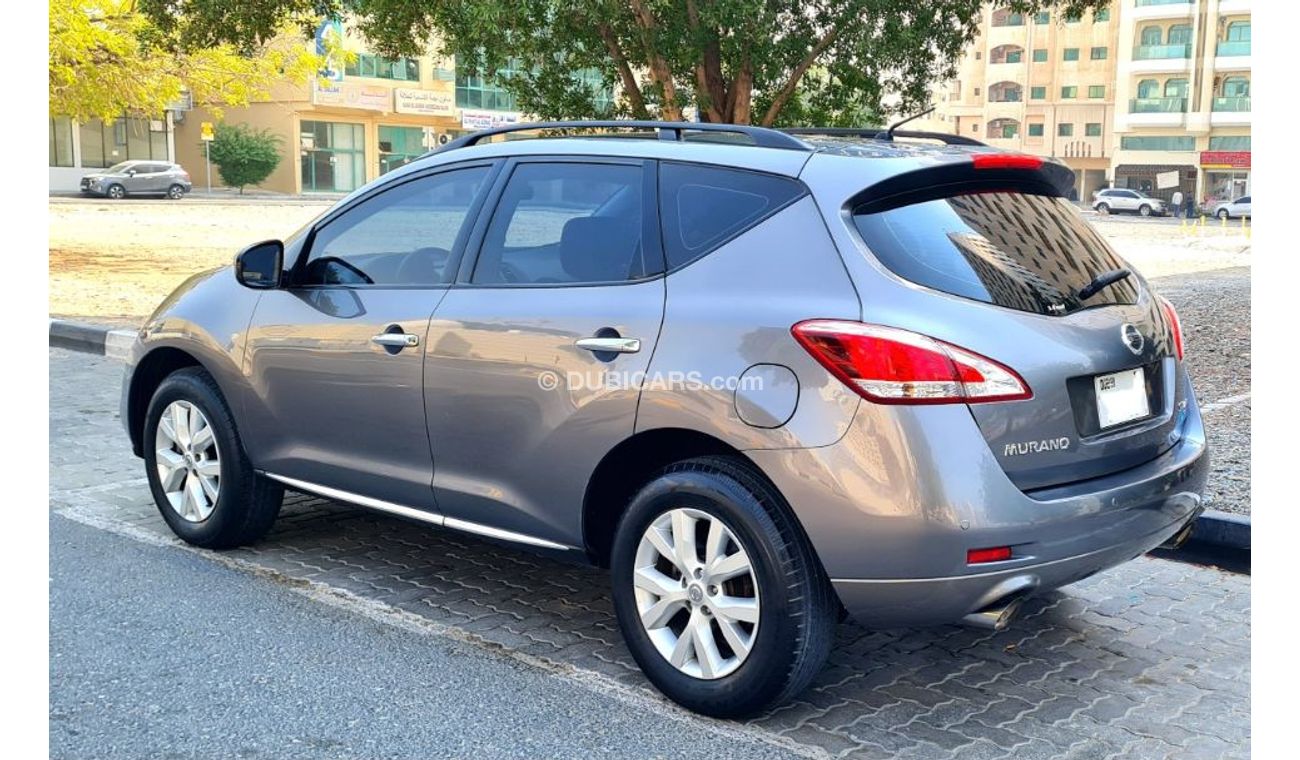 Nissan Murano URGENT SALE NISSAN MURANO 2015 SL FULL OPTION  . SUNROOF  . KEYLESS ENTRY KEYLESS START