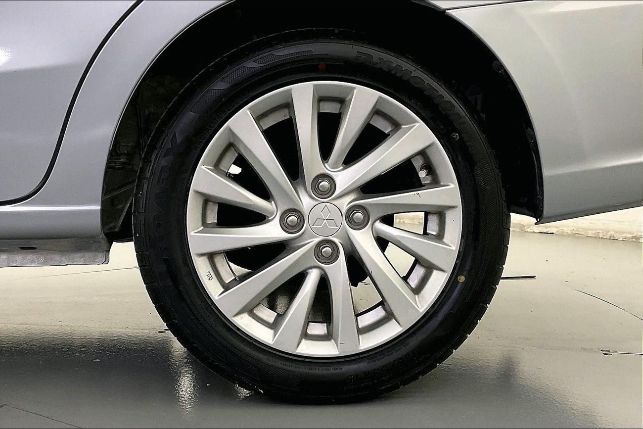 Mitsubishi Outlander GLX Midline | 1 year free warranty | 0 Down Payment