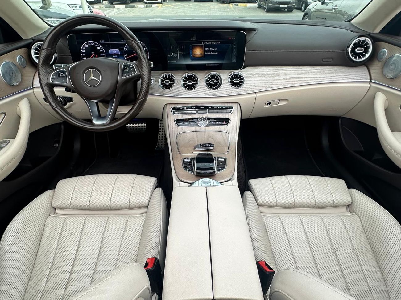 Mercedes-Benz E 400 Coupe Mercedes E 400_amercan_2018_Excellent Condition _Full option