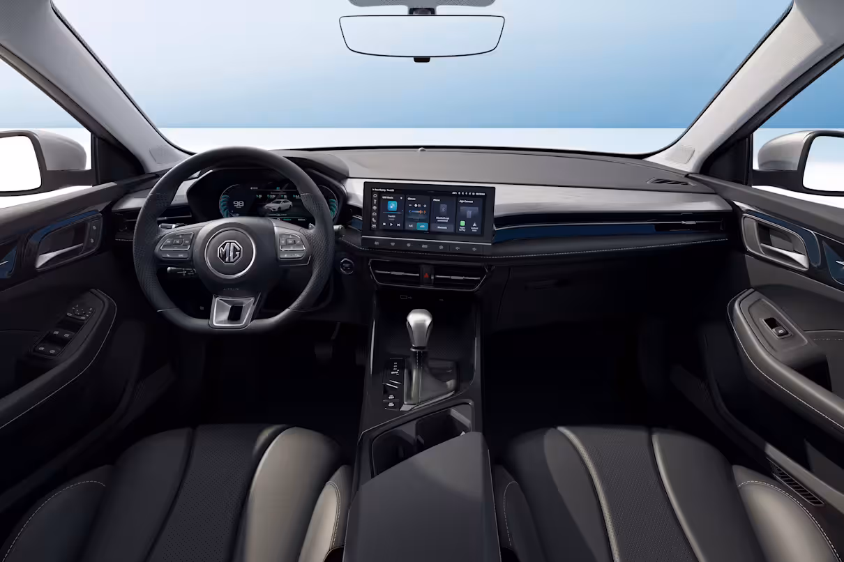 MG 5 interior - Cockpit