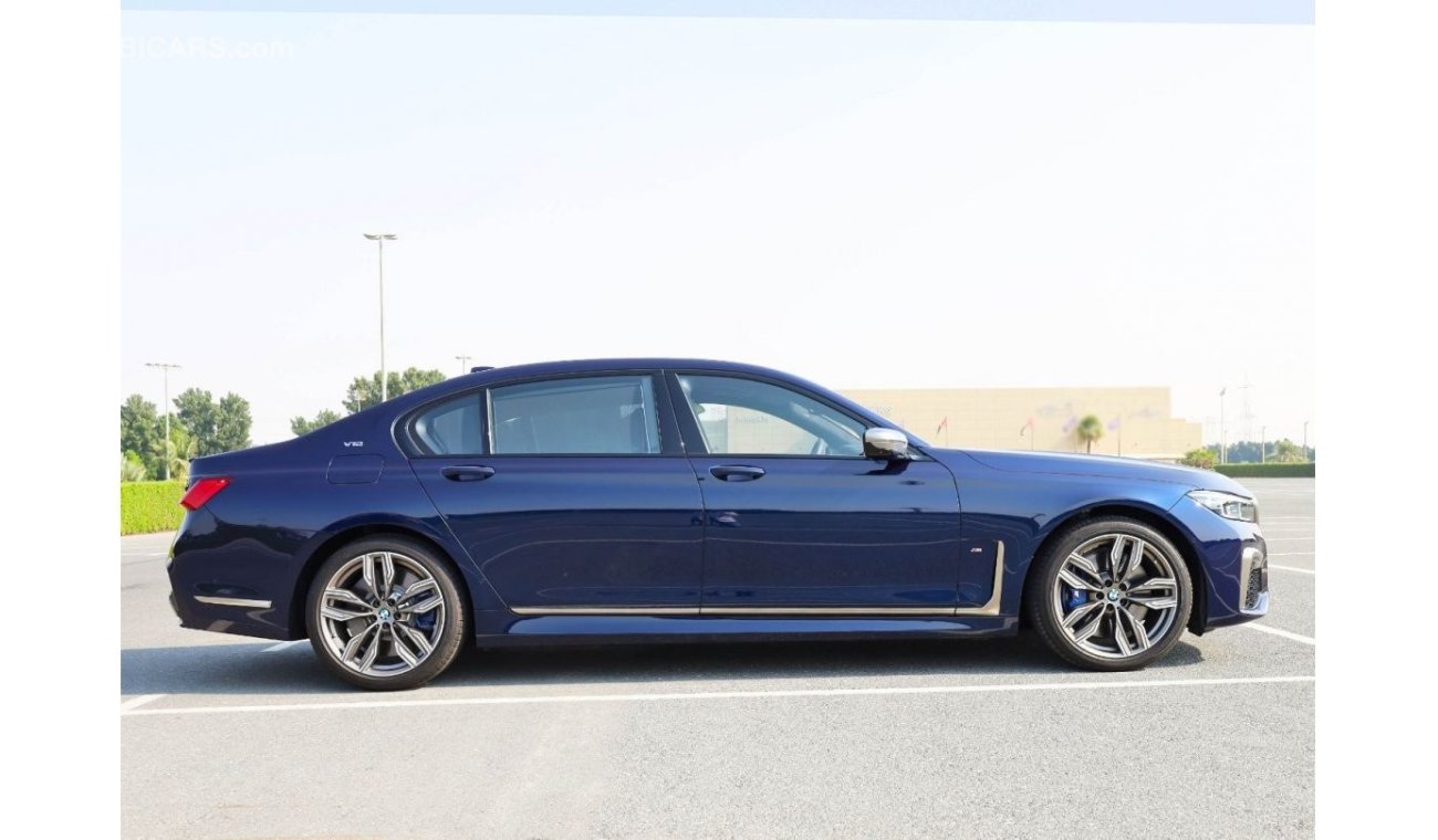 بي أم دبليو M760 Li Xdrive | V12 6.6L AWD | Under Warranty |  GCC