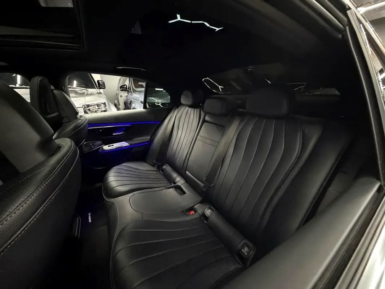 Mercedes Benz E300 PREMIUM PLUS