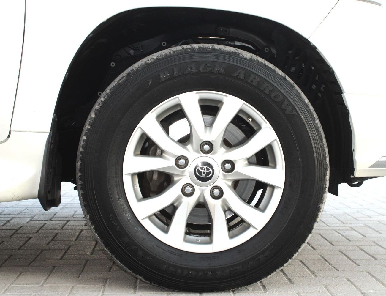 Toyota Land Cruiser GXR