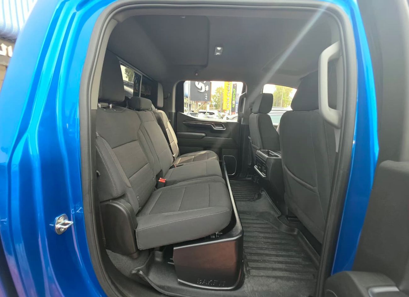 شيفروليه سيلفارادو 1500 RST 5.3 V8 LT