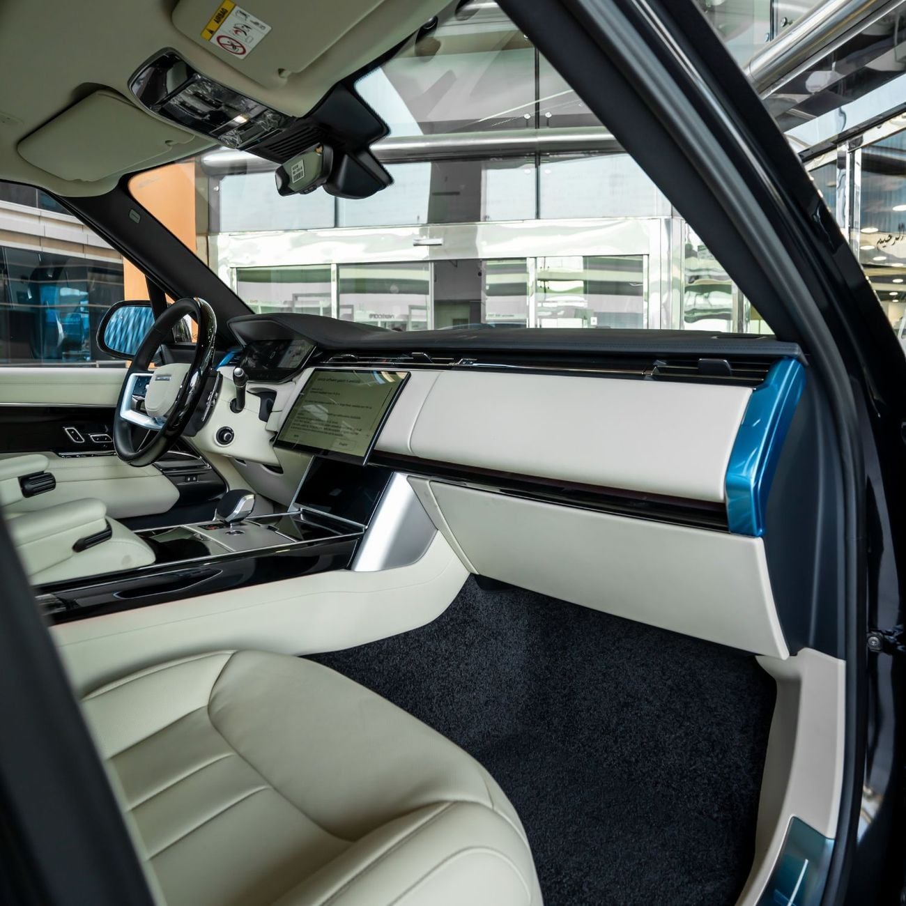 Land Rover Range Rover HSE P400 3.0L 2025 RANGER ROVER VOUGE V6 HSE BRAND NEW GCC WITH 5 YEARS WARRANTY