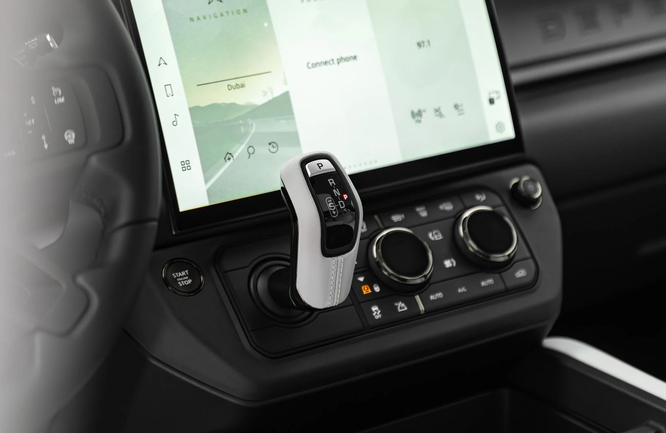 Land Rover Defender 4.4L V8 Twin-Turbo Mild Hybrid Engine | Warranty