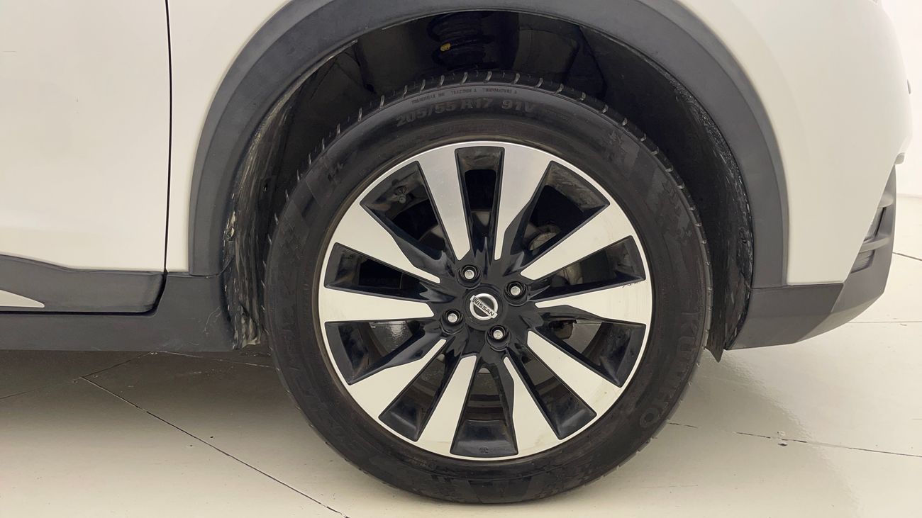 Nissan Kicks SV 1.6 | Zero Down Payment | Home Test Drive