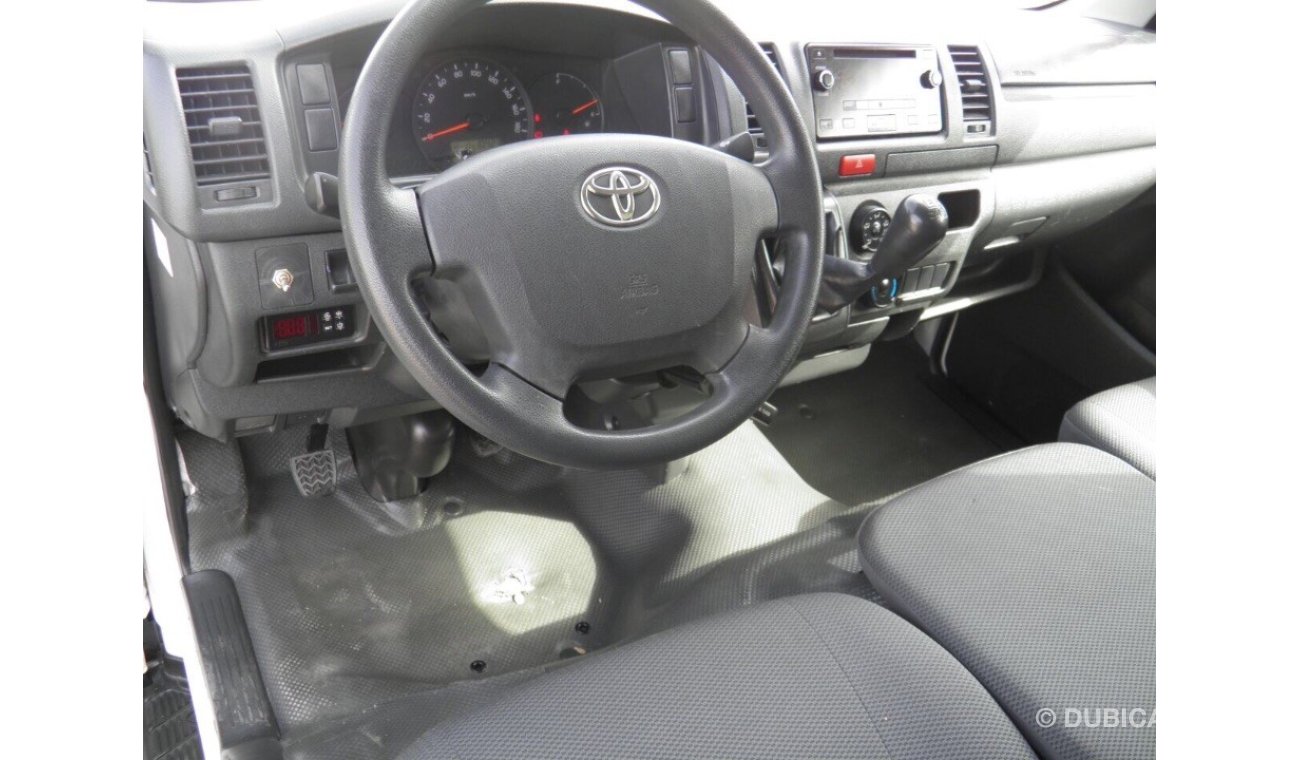 Toyota Hiace 2015 ref#94