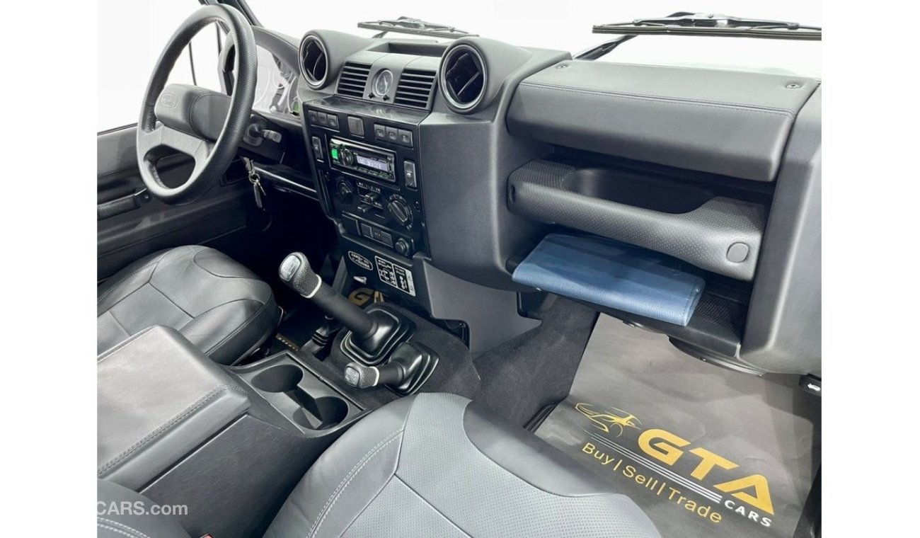 لاند روفر ديفندر 2016 Land Rover Defender, Full Service History-Warranty-GCC