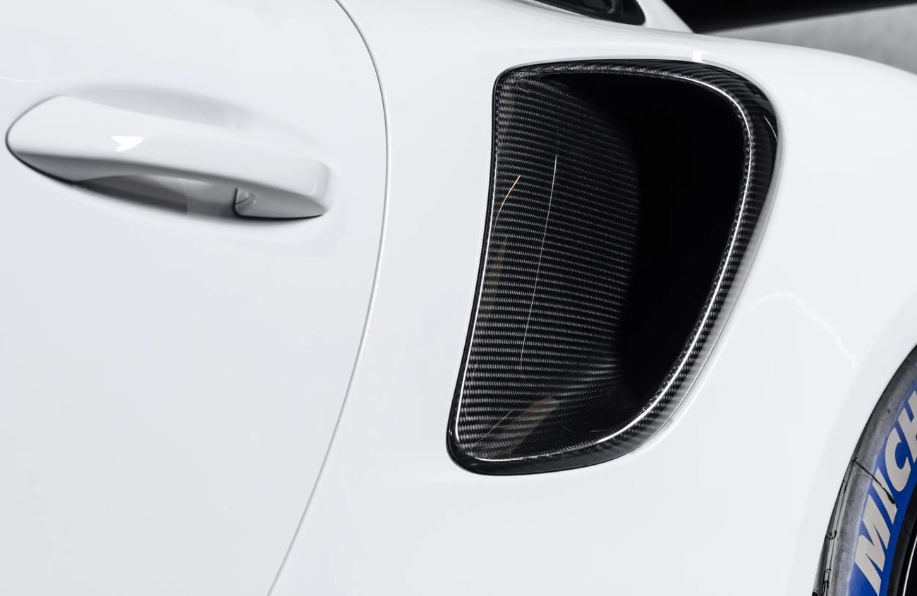 Porsche 911 3.8L F-6 Twin-Turbocharged Engine