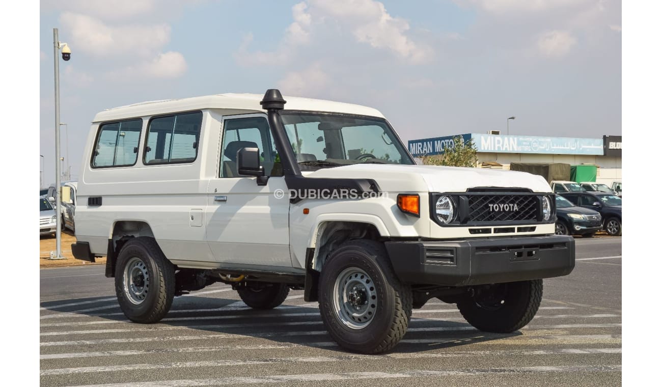 Toyota Land Cruiser 70 TOYOTA LAND CRUISER 78 SERIES 4.5L V8 DIESEL SUV 2024 | MANUAL TRANSMISSION | FABRIC SEATS | POWERED