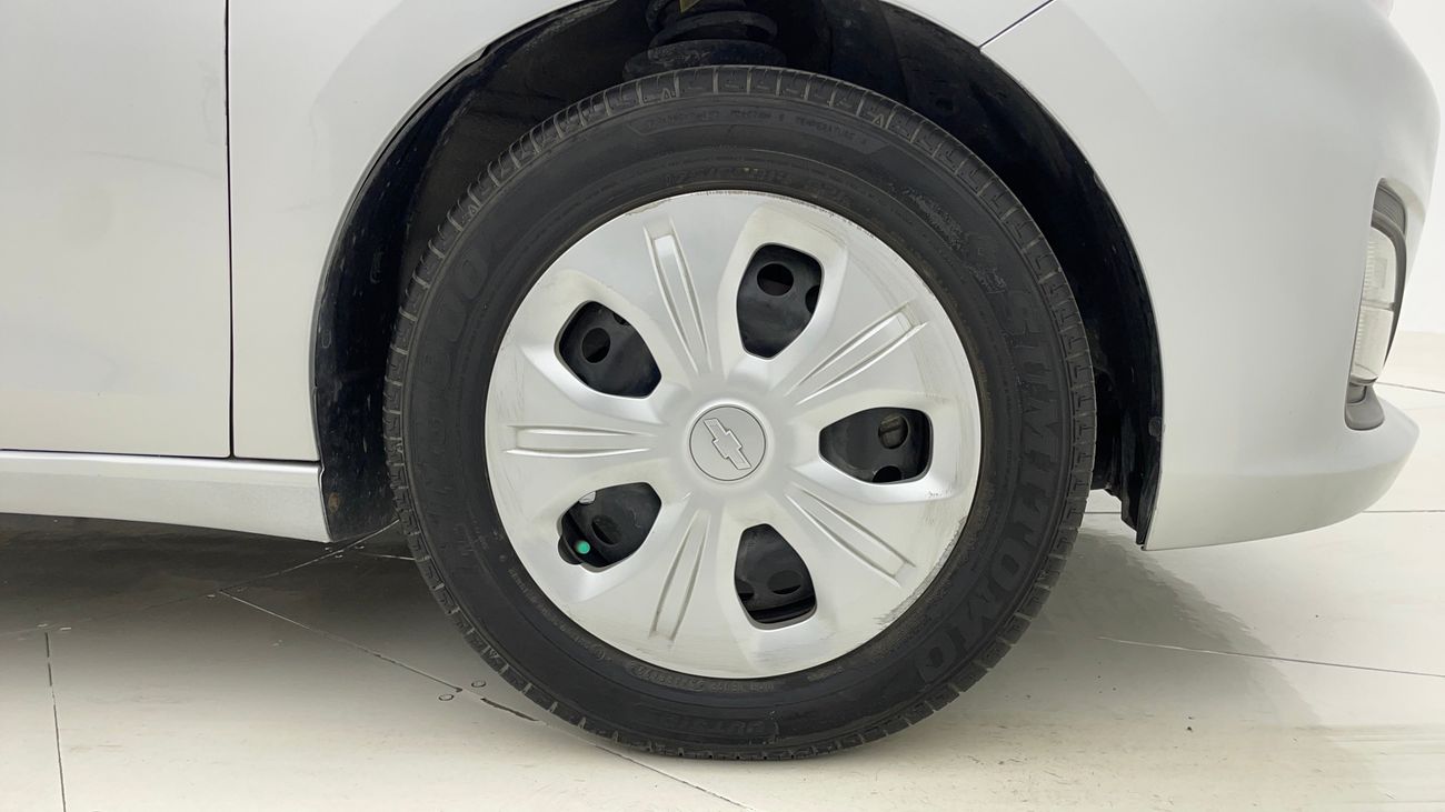 Chevrolet Spark LS BASE 1.4 | Zero Down Payment | Free Home Test Drive