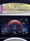 مرسيدس بنز A 220 188-hp turbocharged 2.0-liter 4-cylinder