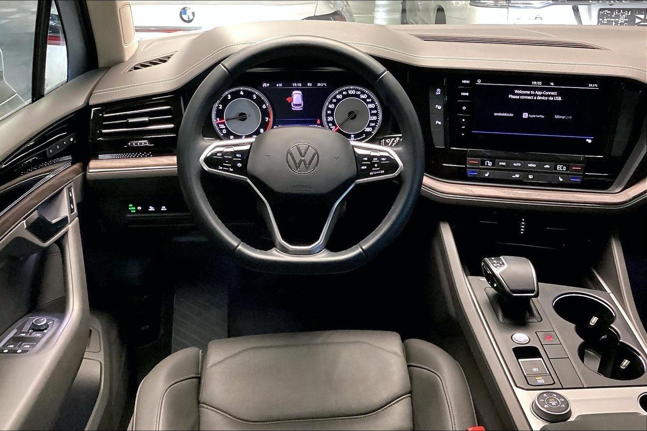 فولكس واجن طوارق Comfortline | شامل الضمان | 0 ﺪﻔﻋﺓ ﺃﻮﻟﻯ