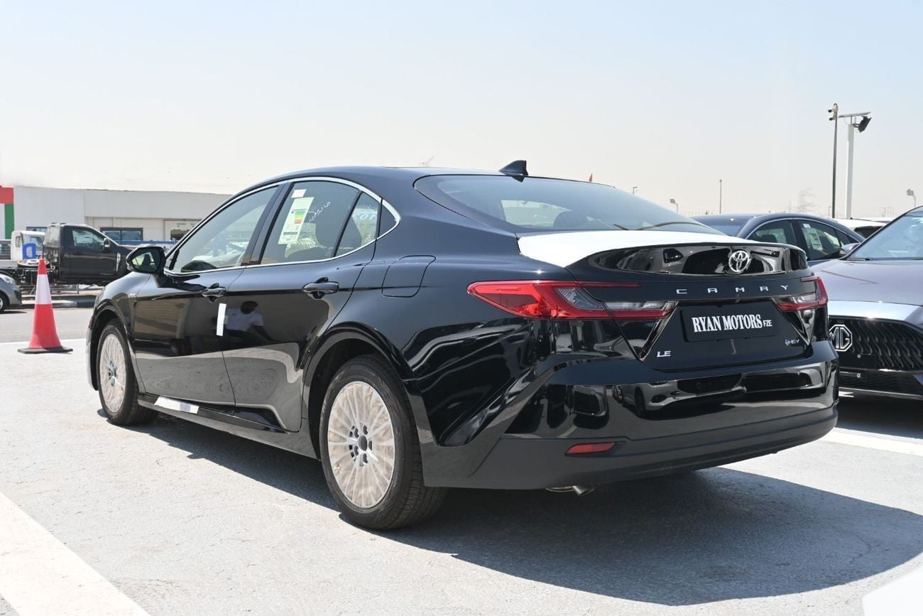 Toyota Camry LE HEV Toyota Camry LE 2.5L Hybrid, Model 2025, Color Black