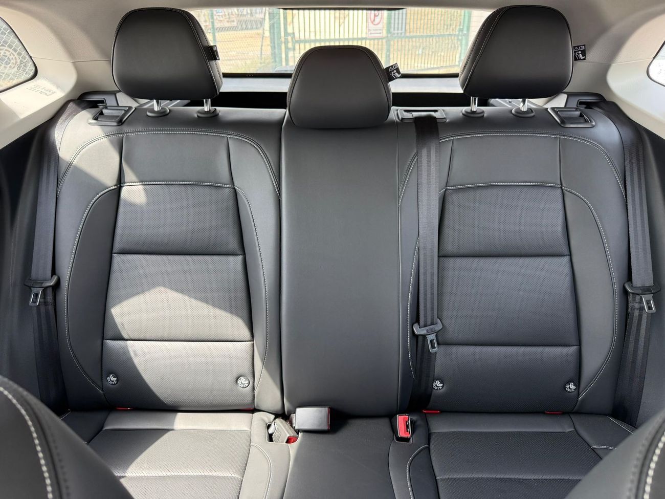 أم جي وان Standard 1.5L Petrol 2024 Export Price @ 48,500 AED