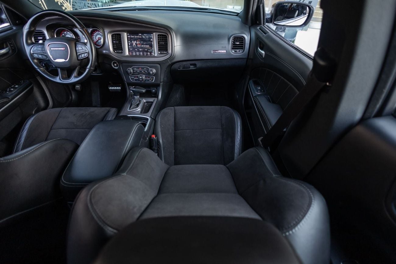 دودج تشارجر R/T دودج تشارجر R/T 5.7 V8 HEMI موديل 2023 في دول مجلس التعاون الخليجي | ضمان الوكالة