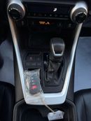 تويوتا راف ٤ XLE AWD