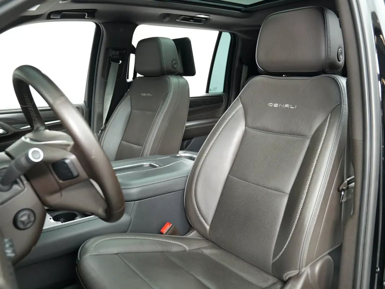 GMC Yukon DENALI | GCC Specs | Low Mileage | Warranty