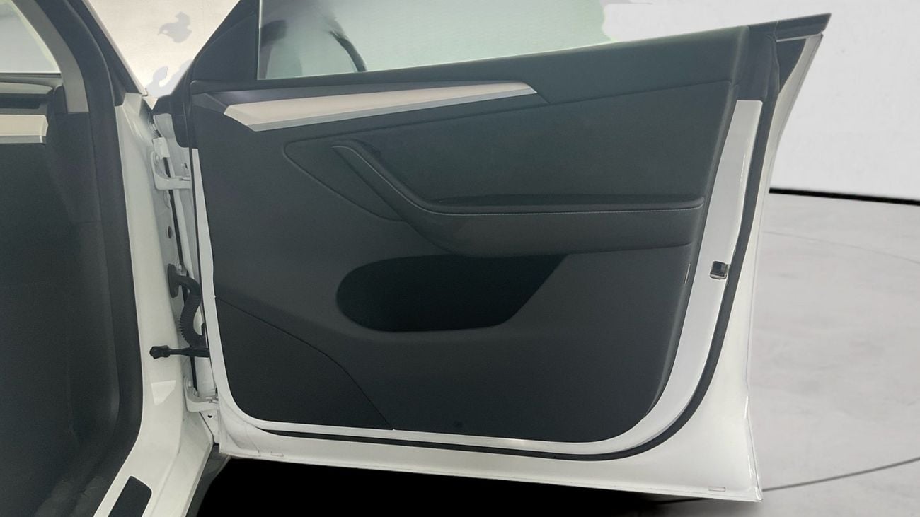 Tesla Model Y Performance (Dual Motor) | upto AED 20,000 Ramadan Discount | Guaranteed Warranty | 0 Down Payment