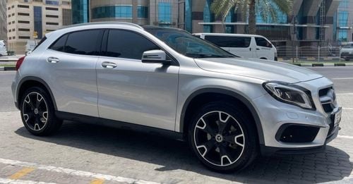 Mercedes-Benz GLA 250