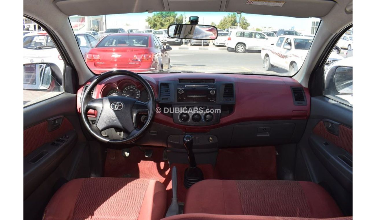 Toyota Hilux 2014 GCC without paint without accidents