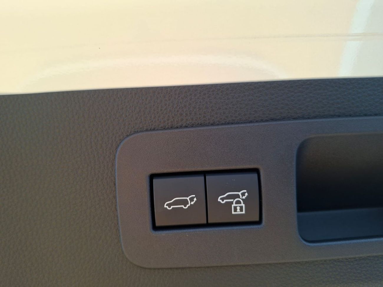 تويوتا لاند كروزر Toyota Land Cruiser VX 3.5L 2025