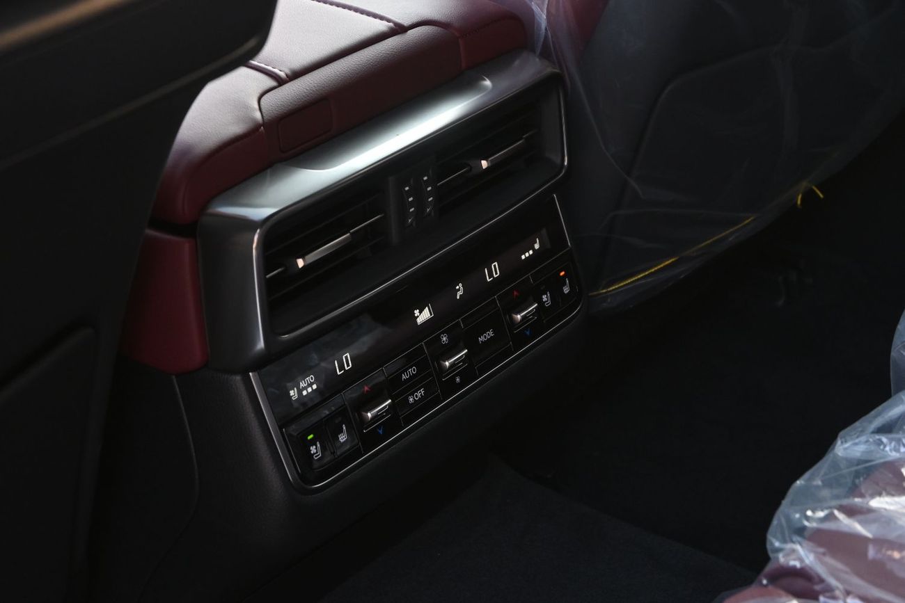 Lexus LX600 SIGNATURE Turbo Sport, 3.5L Twin-Turbo V6, Color Black
